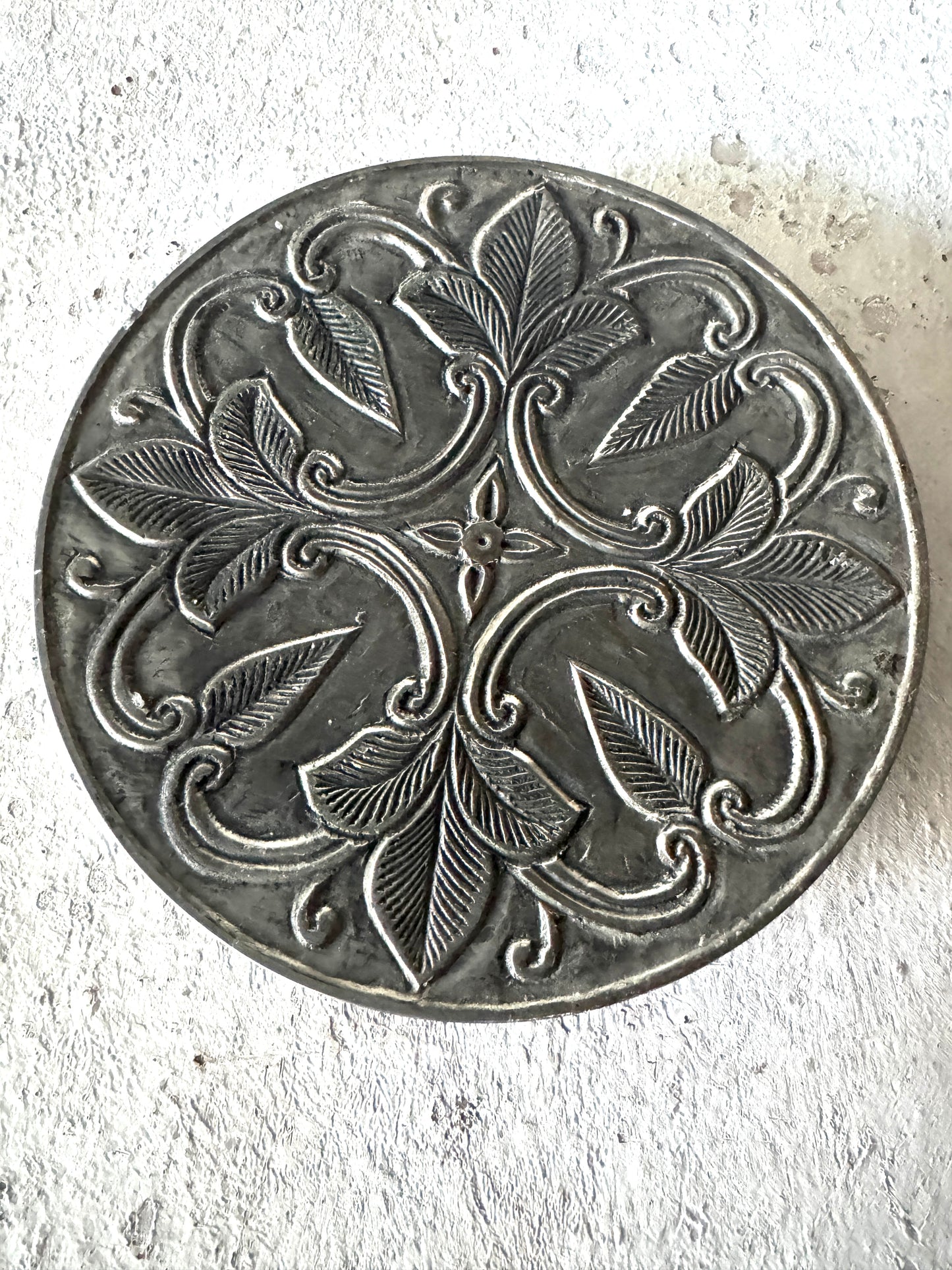 Trivet