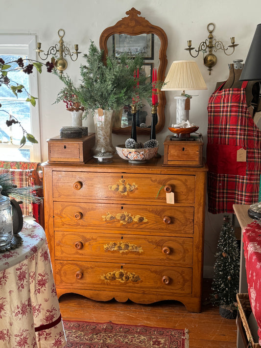 Dresser w/ Mirror