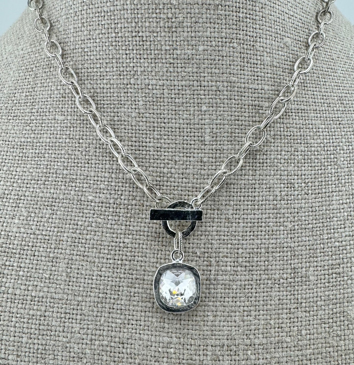 Crystal Necklace with Bulky Chain