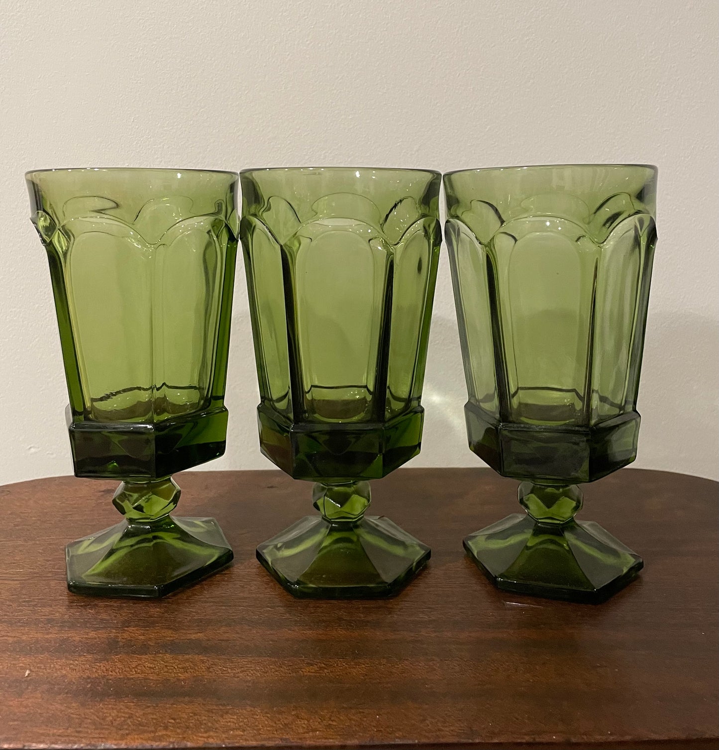 Green Glassware Set
