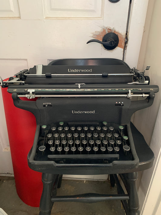 Vintage Underwood Typewriter