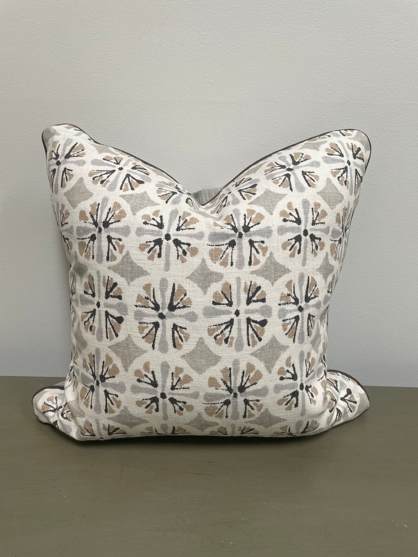 21” Linen Pillow