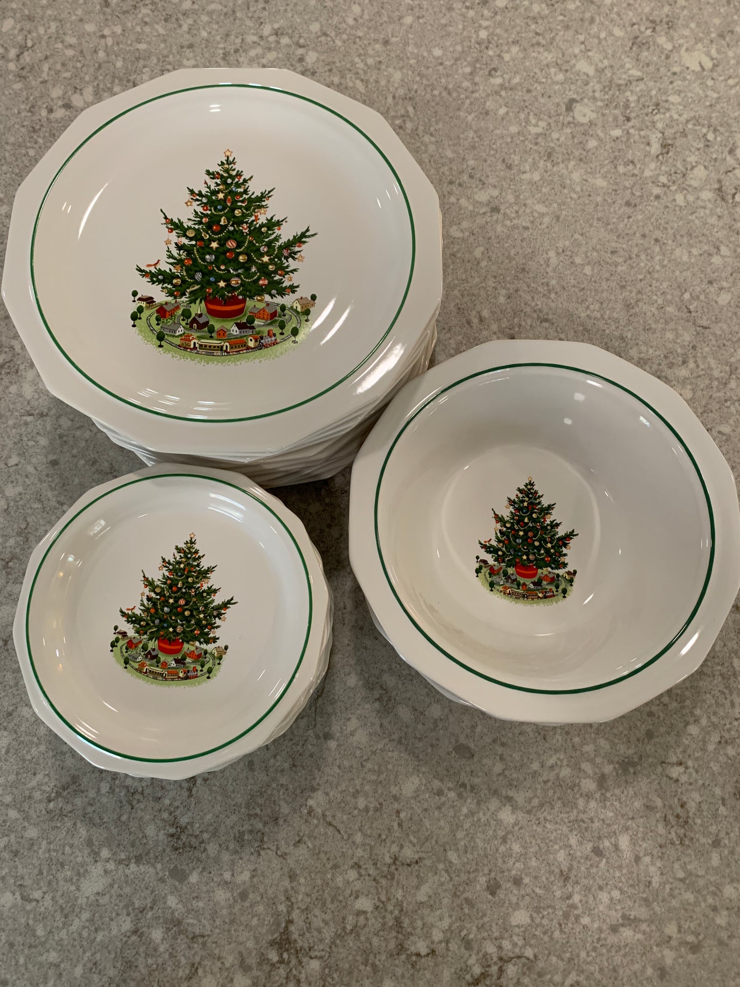 Pfaltzgraff Christmas Tableware