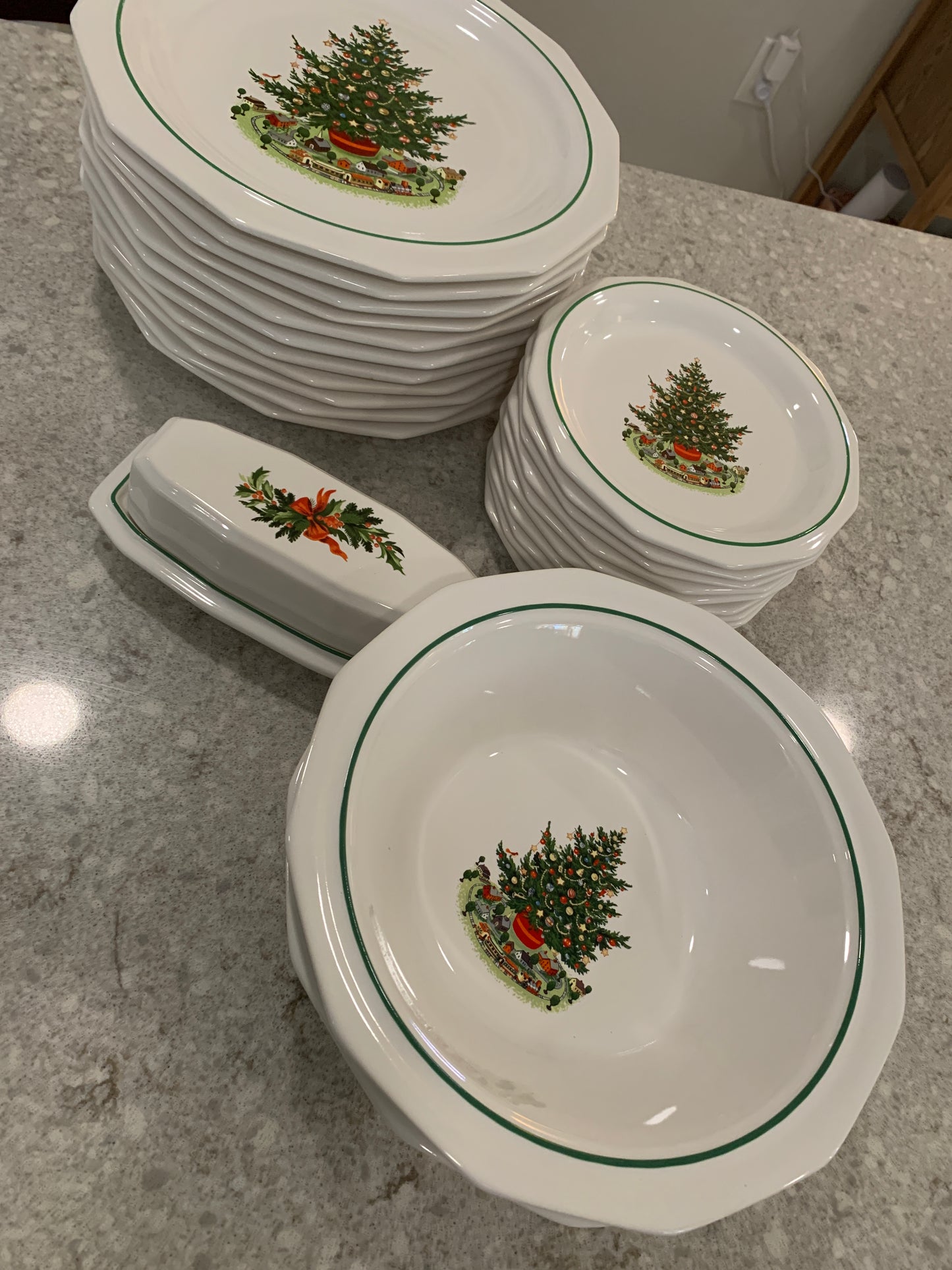 Pfaltzgraff Christmas Tableware